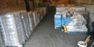 netjes in de opslagruimte gestapeld kopie